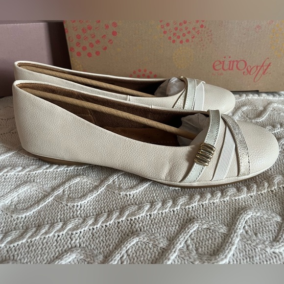 NEW! Euro Soft by Sofft Cream Color Ballet Flats Women’s Size 8.5 - Picture 13 of 16